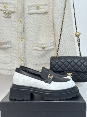 Chanel Women's Moccasins G45074 White