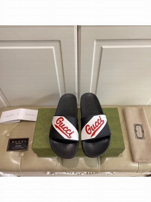 GUCCI Men's Rubber Flat Slide Sandals 02 2021 Collection