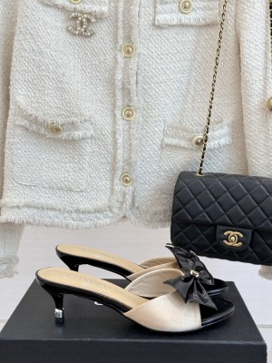 Chanel Patent Leather Bow 5cm Slide Mule Beige 2025 