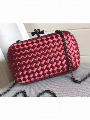 Bottega Veneta Intrecciato Chain Knot Clutch Bag red 