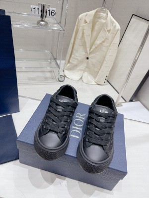 DIOR TEARS B33 Unisex Sneaker 2023 01