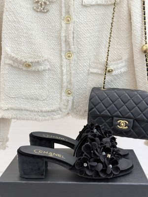 Chanel 5cm mules suede Kidskin & Strass Black G46231 2025