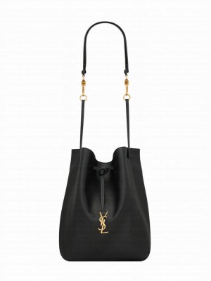 Saint Laurent Paris Vii Pochon In Lambskin Black