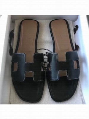 Hermes Oran Flat Slipper Sandals in Swift Box Calfskin Black 02