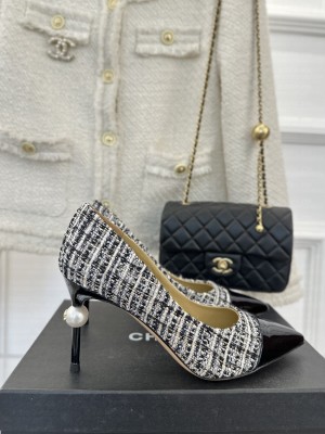 Chanel Pearl Heel 8.5cm Pumps 08