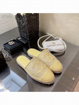 Chanel Rattan Mule Espadrilles Lambskin Leather Spring/Summer 2021 Collection, Light Yellow