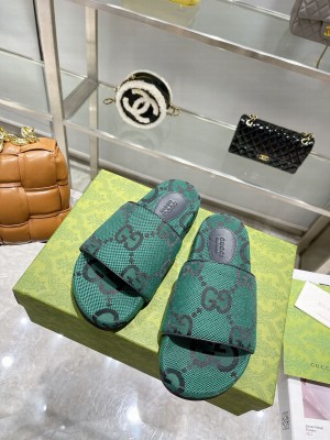 Gucci Unisex GG Canvas Slippers Green 2022 Collection