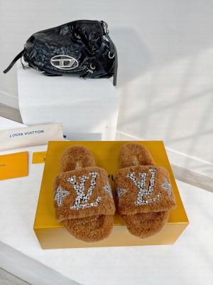 Louis Vuitton Shearling Flat Slide Sandals with Crystals Brown 2023
