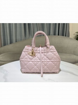 Medium Dior Toujours Bag pink Macrocannage Calfskin M2821OSIY