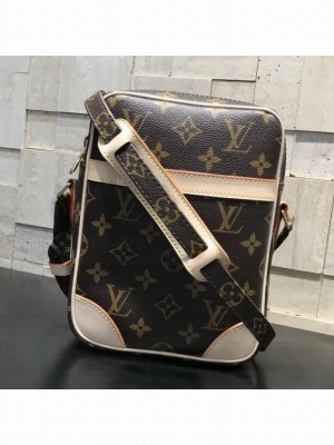 Louis Vuitton Monogram Canvas Messenger Bag   Collection