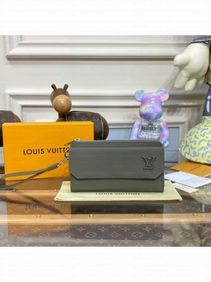 Louis Vuitton FELICIE POCHETTE M69831 gray