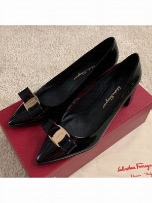 Salvatore Ferragamo Alice Vara Bow Patent Leather Pumps 5.5cm Black Spring/Summer 2021 Collection