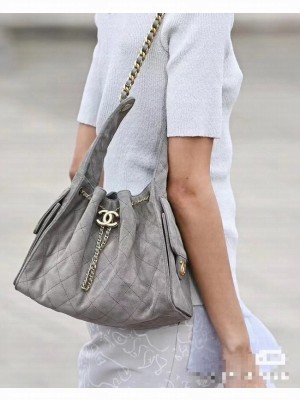 Chanel 25A Shoulder Bag 99921 gray