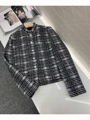 Chanel Women's Tweed Jacket Black