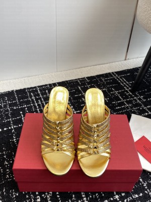Valentino Lambskin with Crystal Mule 100mm Gold