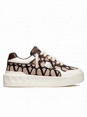 Valentino Unisex One Stud Xl Low-Top Sneaker Coffee