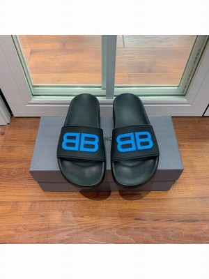 Balenciaga Unisex Pool Slide Sandal 15