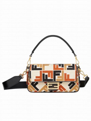 Fendi Baguette 8BR600 Black