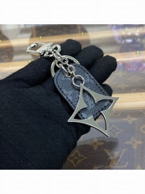Louis Vuitton KEY HOLDER 00977
