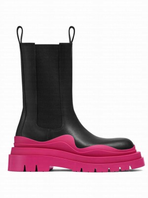 Bottega Veneta Unisex Tire Chelsea Boot Peachblow