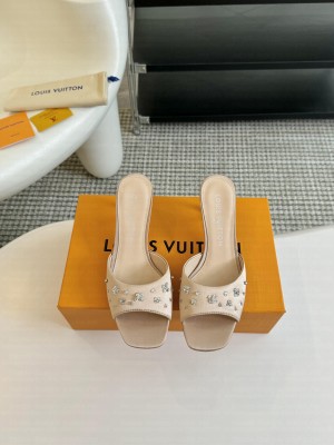 Louis Vuitton Blooming Slide 5.5/7.5cm in Satin and Strass Beige Mule 2024