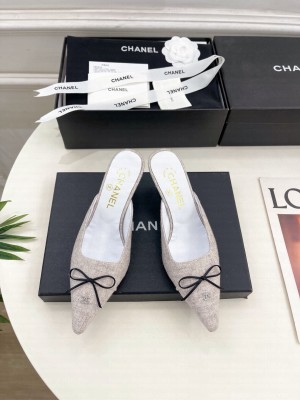 Chanel suede with bow white Mule 2025