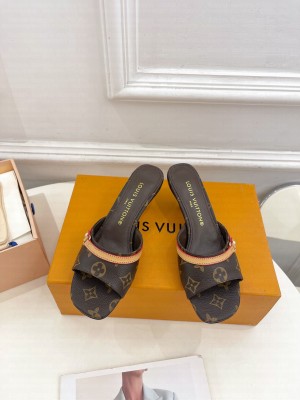 Louis Vuitton Women's Neo Revival Mule 5cm/10cm Monogram Brown