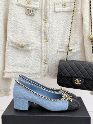 Chanel Quilted Denim 6.5cm Pumps with Chain Bow Light Blue 2025