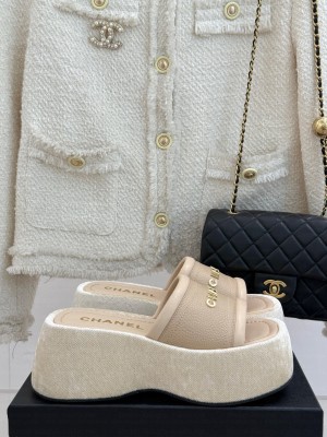 Chanel Platform lambskin mule beige 2025