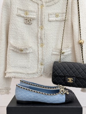 Chanel Quilted Denim Ballet Flats with Chain Bow Light blue 2025