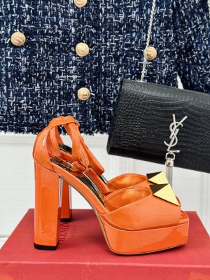 VALENTINO OPEN TOE PUMP WITH ONE STUD PLATFORM IN PATENT LEATHER 120 MM ORANGE
