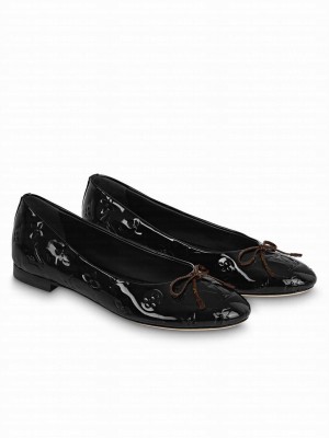 Louis Vuitton Women's Nina Flat Ballerina 1ABGKG Black
