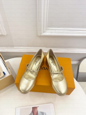 Louis Vuitton Romy Mary Jane Pump Gold
