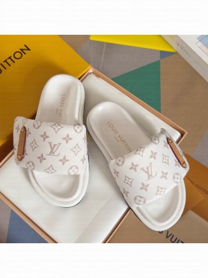 Louis Vuitton Unisex Pool pillow comfort mule 010