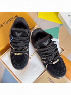 Louis Vuitton Unisex LV Trainer Maxi Sneaker 03