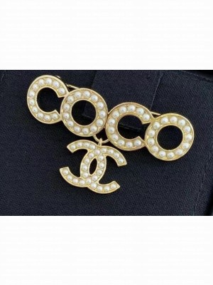 Chanel Brooch 37 2021