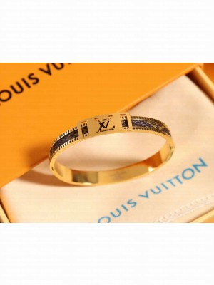 Louis Vuitton Bracelet LV032 2024 Collection