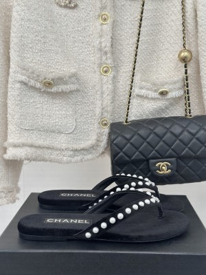Chanel Thongs Velet & Imitation Pearls Black 2025
