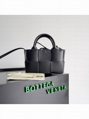 Bottega Veneta Candy Arco Tote Bag 729029 black&Cream
