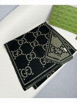 Gucci GG Jacquard Wool Scarf