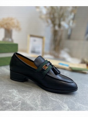 GUCCI                                                                                        Loafer with Web and Interlocking G Black