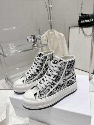 Dior Walk'n'Dior High-top Platform Sneakers in White and Black Cotton Embroidered with Plan de Paris Motif 2023