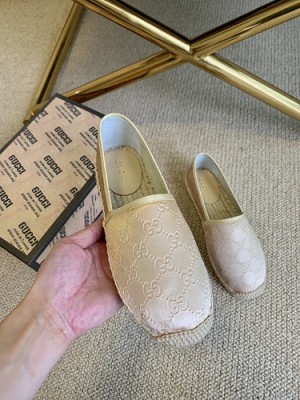 GUCCI SIGNATURE LEATHER ESPADRILLES GOLD 01