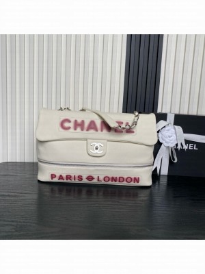 CHANEL Lambskin Shoulder Bags 9902 white&pink