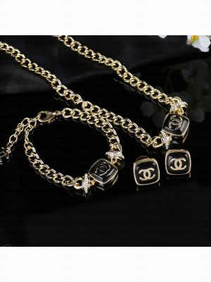 CHANEL Bracelet ABC108