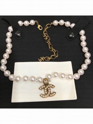 Chanel Pearl Short Necklace with CC Charm White/Aged Gold Spring/Summer 2021 Collection