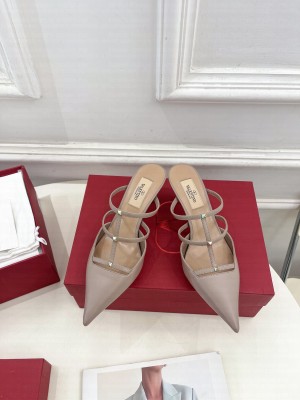 Valentino Garavani Rockstud Wispy Calfskin Mule 60mm Gray 2025