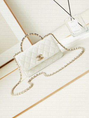 CHANEL CLUTCH WITH CHAIN Shiny Crumpled Lambskin AP3803 White