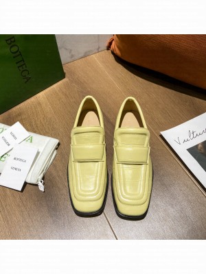 Bottega Veneta Loafers in White Crocodile Calfskin Yellow 2021 Collection