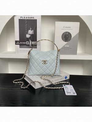 Chanel CLUTCH WITH CHAIN AP4591 light blue